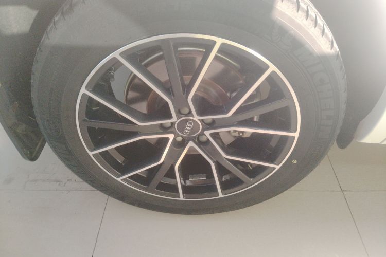 Used Audi Q5L 2023 40T Fashionable and Dynamic Edition
