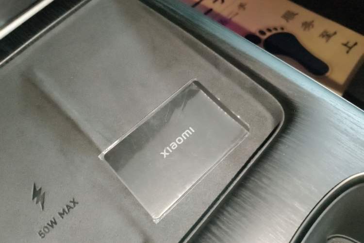 Used Xiaomi Auto SU7 2024 Rear-Drive Long-Range Intelligent Driving Version