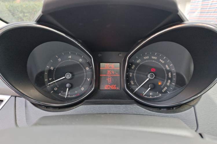 Used Chery Arrizo 7 2015 1.5T Manual ZhiShang Edition