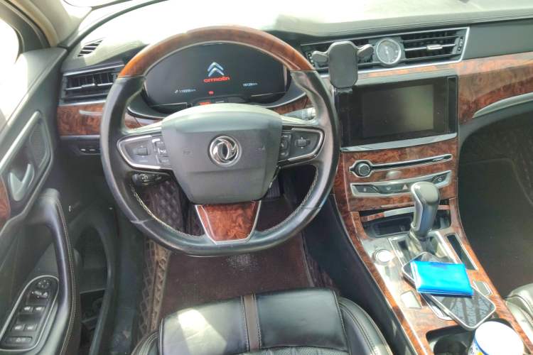 Used Dongfeng Aeolus A9 2016 1.8T Luxury Model
