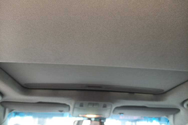 Used Buick GT 2013 XT 1.6L Automatic Comfort Edition Headliner