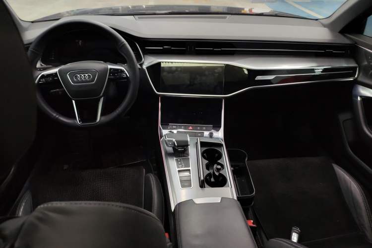 Used Audi A6L 2021 40 TFSI Luxury Dynamic Edition Center Console