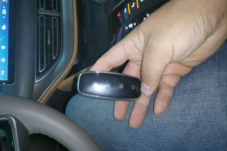 Used Denza D9 2024 DM-i 980 Four-Wheel Drive Prestige Model