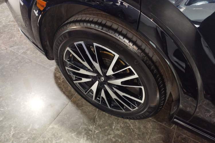 Used CHANGAN NEVO Q07 2025 215 Flagship PLUS Right Rear Wheel Hub