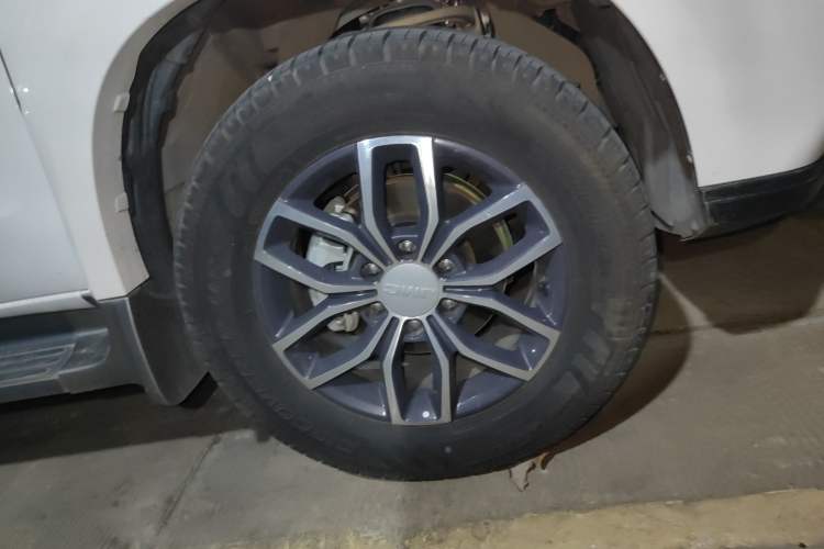 Used JMC Yusheng S350 2020 2.0T Automatic All-Wheel Drive Gasoline Comfort Edition Right Front Wheel Hub