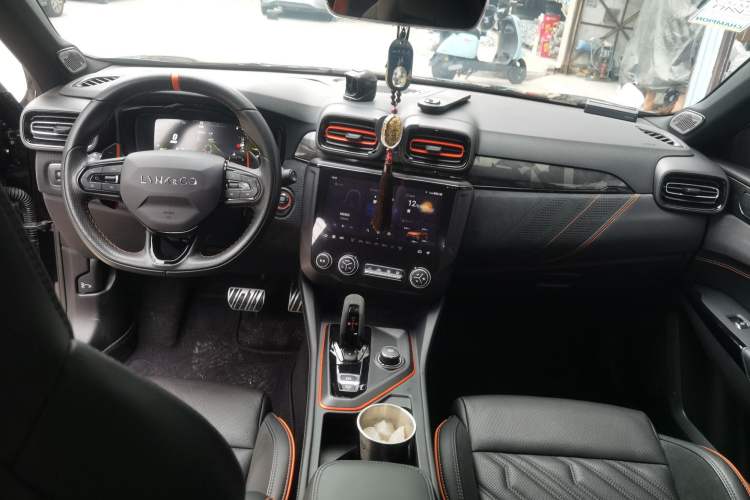 Used Lynk & Co 02 Hatchback 2021 2.0TD Halo Driving Control Kit Edition