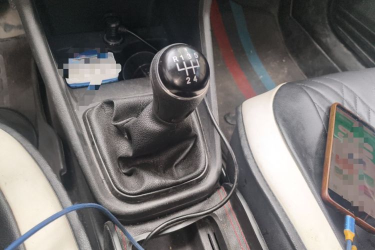 Used Volkswagen Santana 2016 1.4L Manual Fashion Edition Gear Lever