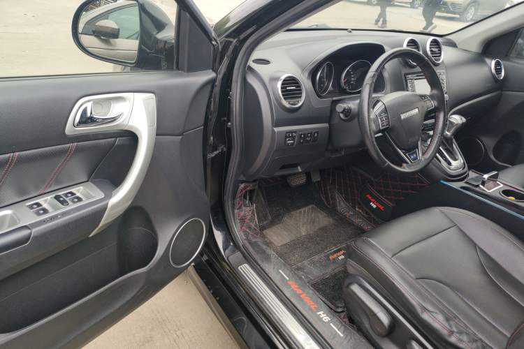 Used Haval H6 2016 Upgraded Model 1.5T Automatic Two-Wheel Drive Elite Version
