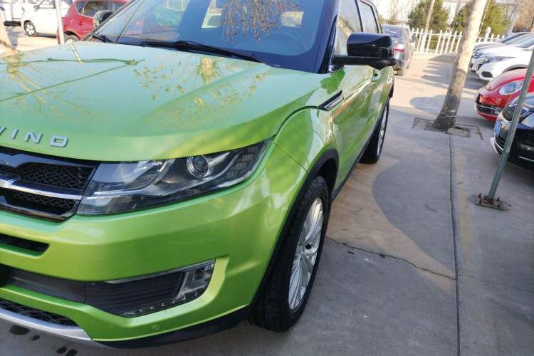 Used Land X7 2015 2.0T Panoramic Prestige Edition
