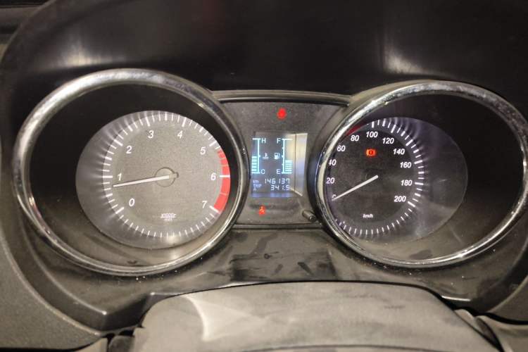 Used HYOSOW S3 2014 1.5L Comfort Version China IV Emission Standard
