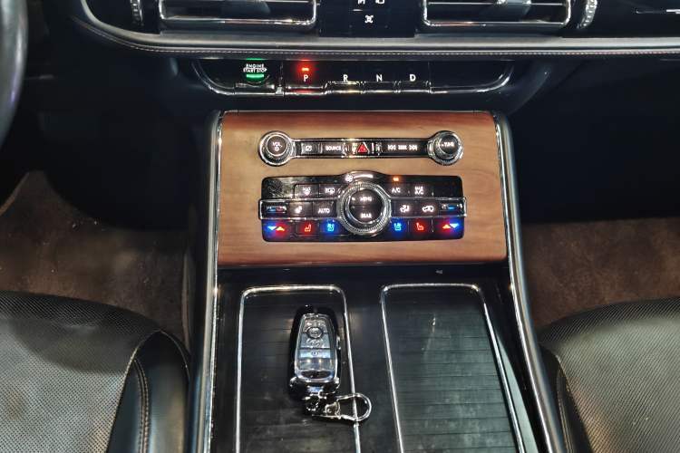 Used Lincoln Aviator 2021 3.0T V6 Four-Wheel Drive Luxury Edition
