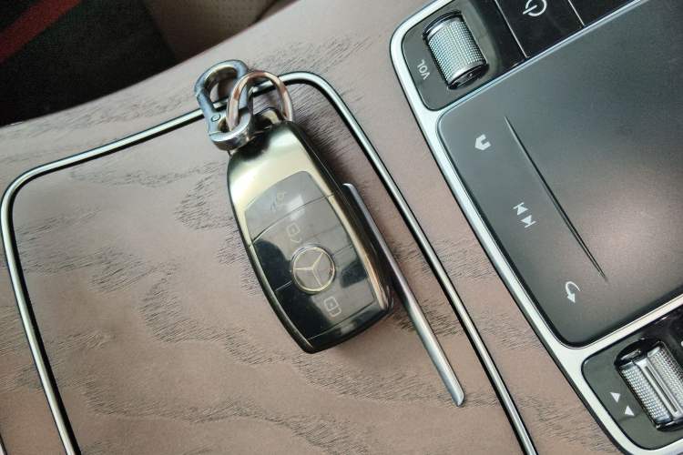 Used Mercedes-Benz E-Class 2021 E 300 L Stylish Model
