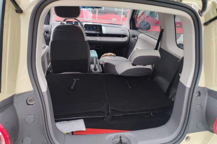 Used CHANGAN NEVO Lumin 2022 155 km – Refreshingly Sweet Edition
