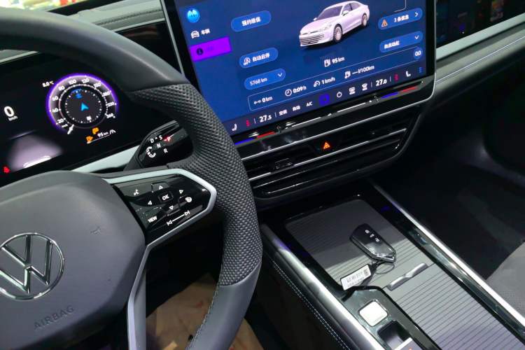 Used Volkswagen Passat 2025 Pro 380TSI Starry Dragon Luxury Edition