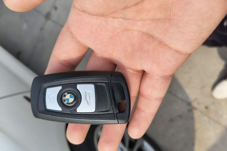 Used BMW 3 Series GT 2016 320i Fashion Model
