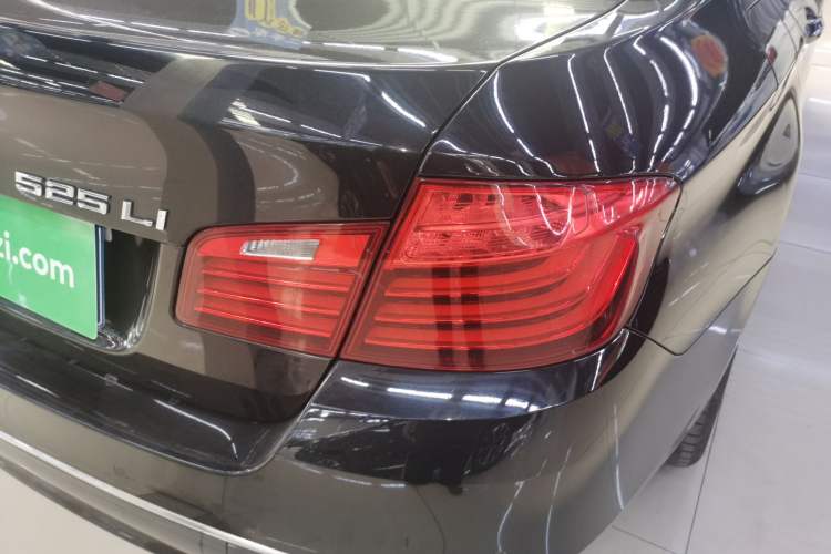 Used BMW 5 Series 2017 525Li Luxury Design Package
