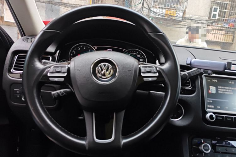 Used Volkswagen Touareg 2017 3.0 TSI Touareg Model Steering Wheel