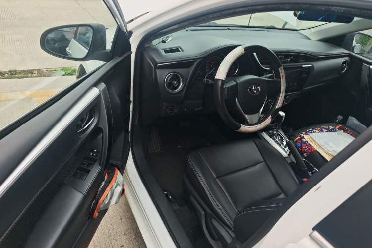 Used Toyota Corolla 2017 Revised Version 1.2T S-CVT GL Driver Seat