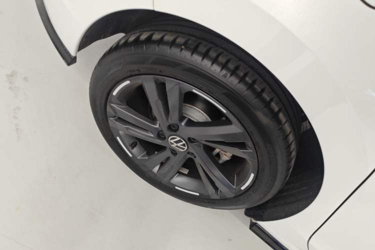 Used Volkswagen Golf 2023 Facelift 280TSI DSG R-Line Lite Exterior 5