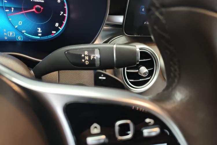 Used Mercedes-Benz GLC 2020 Facelift GLC 260 L 4MATIC Luxury Edition
