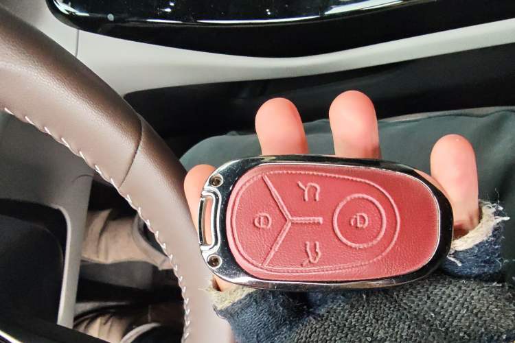 Used BYD Qin PLUS 2024 HONOR Edition DM-i 120KM Leading Model
