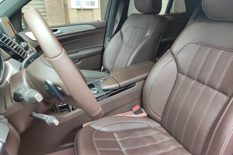 Used Mercedes-Benz GLE-Class 2017 GLE 400 4MATIC Middle East version
