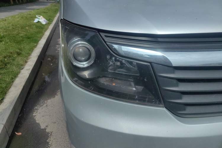 Used CHANGAN KAICHENG Ruixing M90 2018 2.0L Comfort Trim CNG Flat-Top Hatchback with 6 Seats – 4G94S