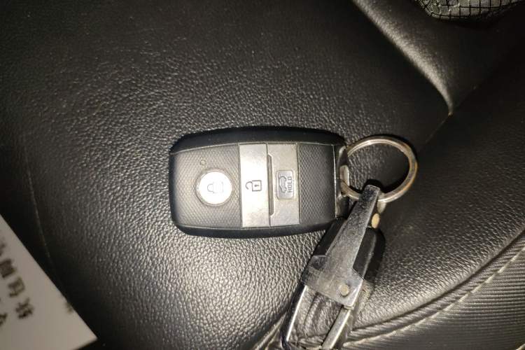 Used Kia KX5 2017 1.6T Automatic Two-Wheel Drive 15th Anniversary Special Edition DLX