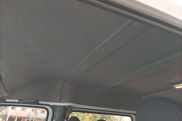 Used JMC Transit 2019 2.8T Commercial Version Short Wheelbase Mid-Roof 6-Seater China VI JX493