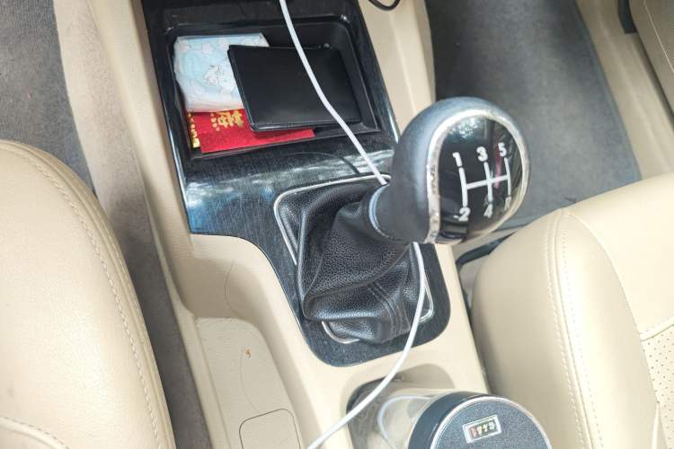 Used Wuling Hongguang 2016 1.5L S1 Deluxe Model China V-standard