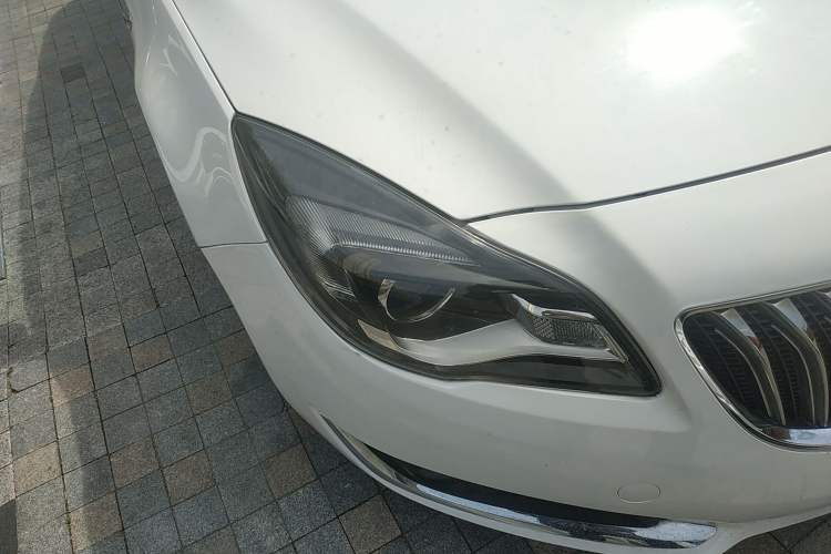 Used Buick Regal 2014 2.0L Leading Fashion Edition Right Front Headlight