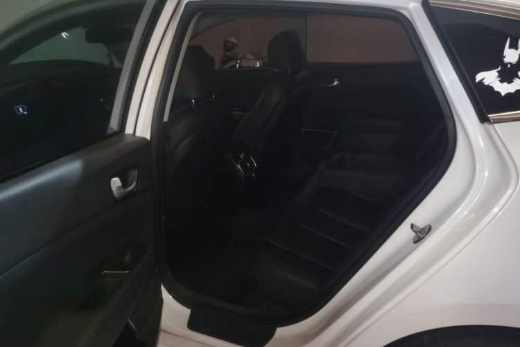 Used Kia K5 2016 2.0L Automatic GLS