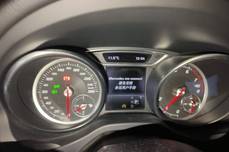 Used Mercedes-Benz GLA 2017 GLA 200 Sport Edition Instrument Cluster