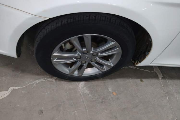 Used Geely Auto Emgrand 2017 Sedan Million Edition 1.5L Manual - Upward Version
