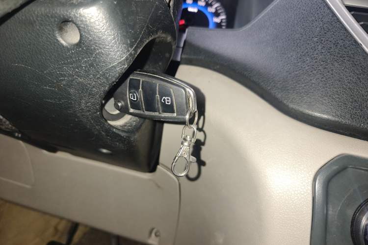 Used Dongfeng Shuaike 2016 1.6L Manual Comfort Model