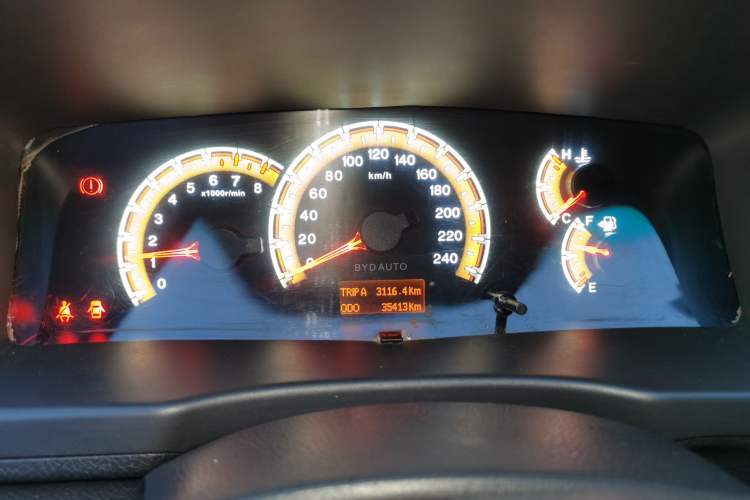 Used BYD F3 2015 Energy-Saving Edition 1.5L Manual Luxury Model Instrument Cluster