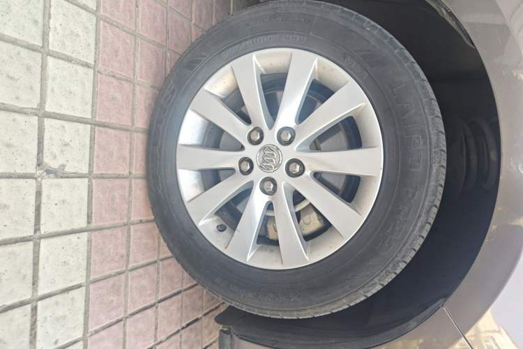 Used Buick GL8 2014 2.4L CT Luxury Business Comfort Edition
