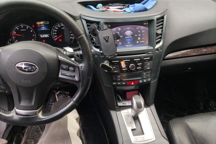 Used Subaru Outback 2013 2.5i Luxury Edition
