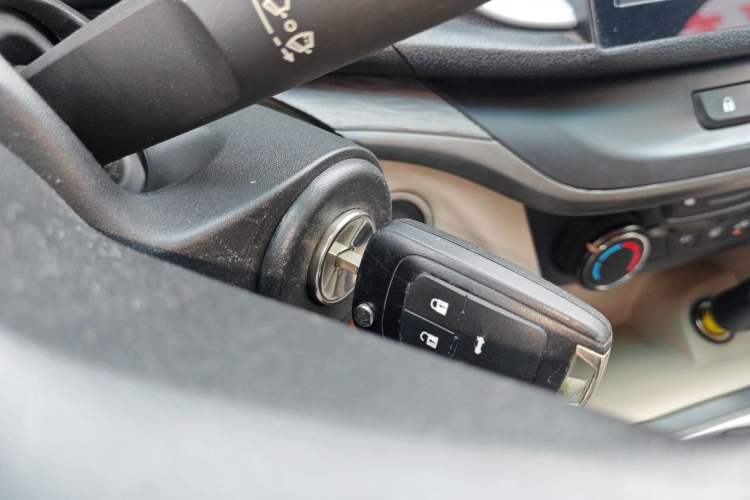 Used Buick GT 2017 15N Automatic Entry-Level Trim Vehicle Key