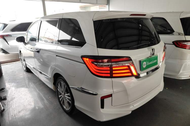 Used Honda Elysion 2016 2.4L Luxury Edition Exterior 2