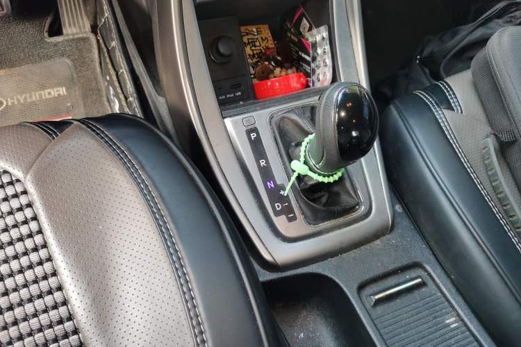 Used Hyundai Elantra (5th Generation / Langdong) 2012 1.6L Automatic Fashion Edition