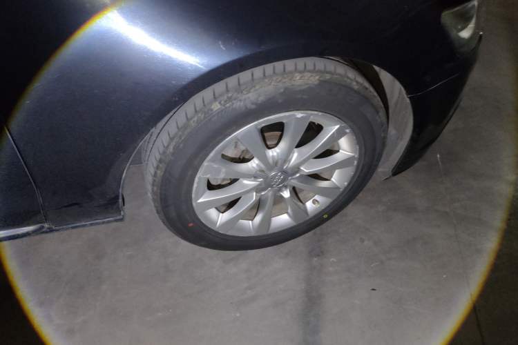 Used Audi A6L 2012 30 FSI Comfort Model Right Front Wheel Hub