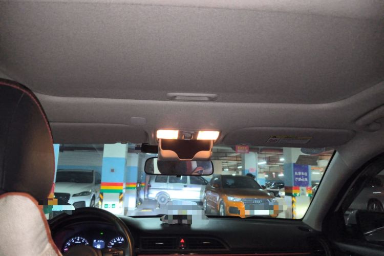 Used Kia KX Cross 2018 1.6L Automatic Dynamic Sunroof Version Headliner