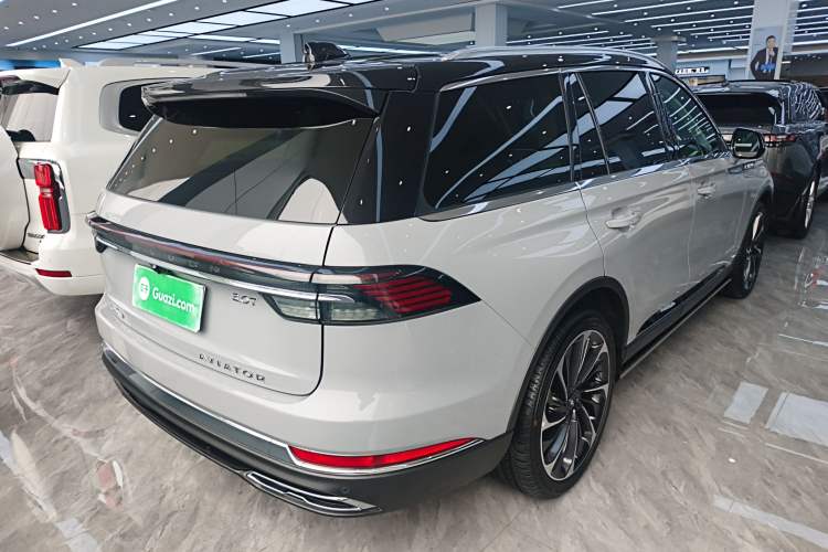 Used Lincoln Aviator 2024 3.0T V6 All-Wheel-Drive Luxury Edition Six Seats
