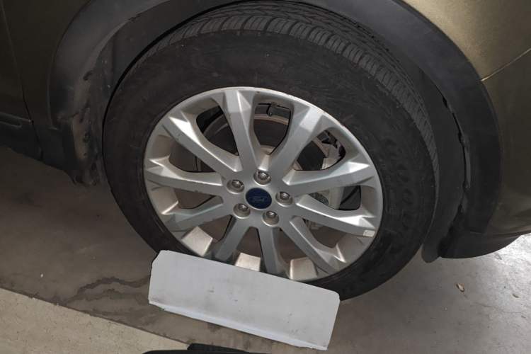 Used Ford Kuga 2015 1.5L GTDi Two-Wheel-Drive Comfort Model