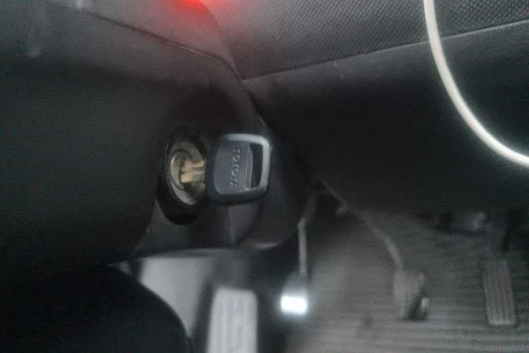 Used Wuling Rongguang 2017 1.5L Extended Basic Version Vehicle Key