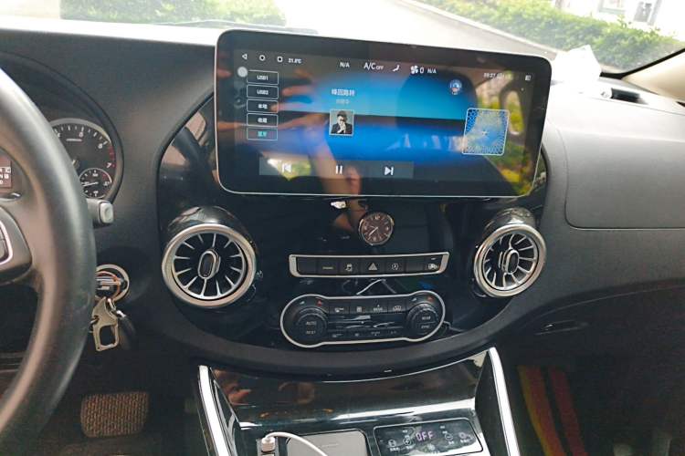 Used Mercedes-Benz Vito 2023 2.0T Elite Version 7 Seats