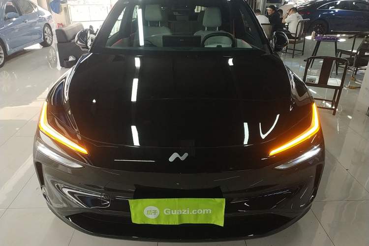 Used ONVO L60 2024 60 kWh Rear-Drive Version