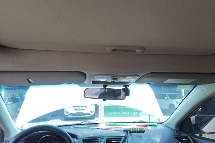 Used Kia K2 2015 Hatchback 1.4L MT GLS Cool Edition