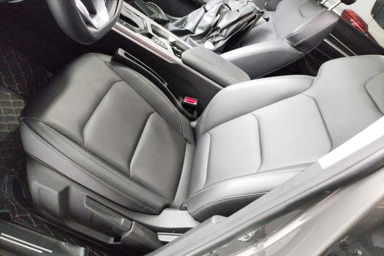 Used Geely Auto Emgrand 2025 4th Generation 1.5L CVT Luxury Version
